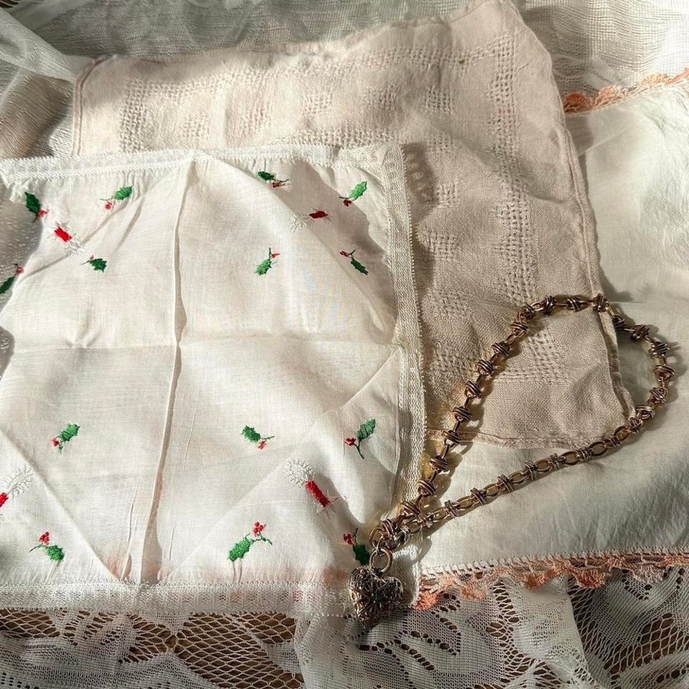 Vintage handkerchief‎ bundle